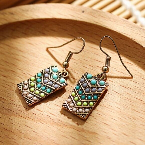 DANGLING Beaded Earrings Aqua/Lime/Goldtone  - Picture 1 of 4